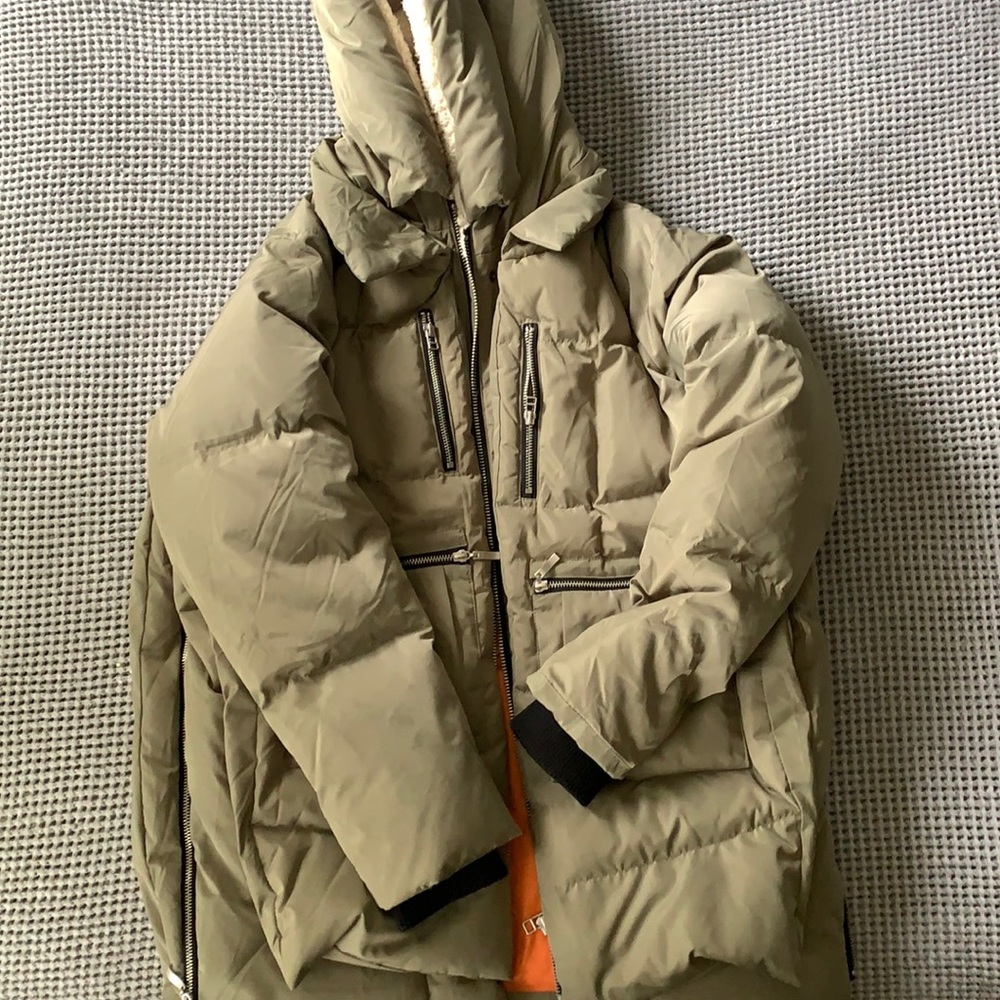 Women’s Orolay jacket aka The Amazon Jacket 🤣